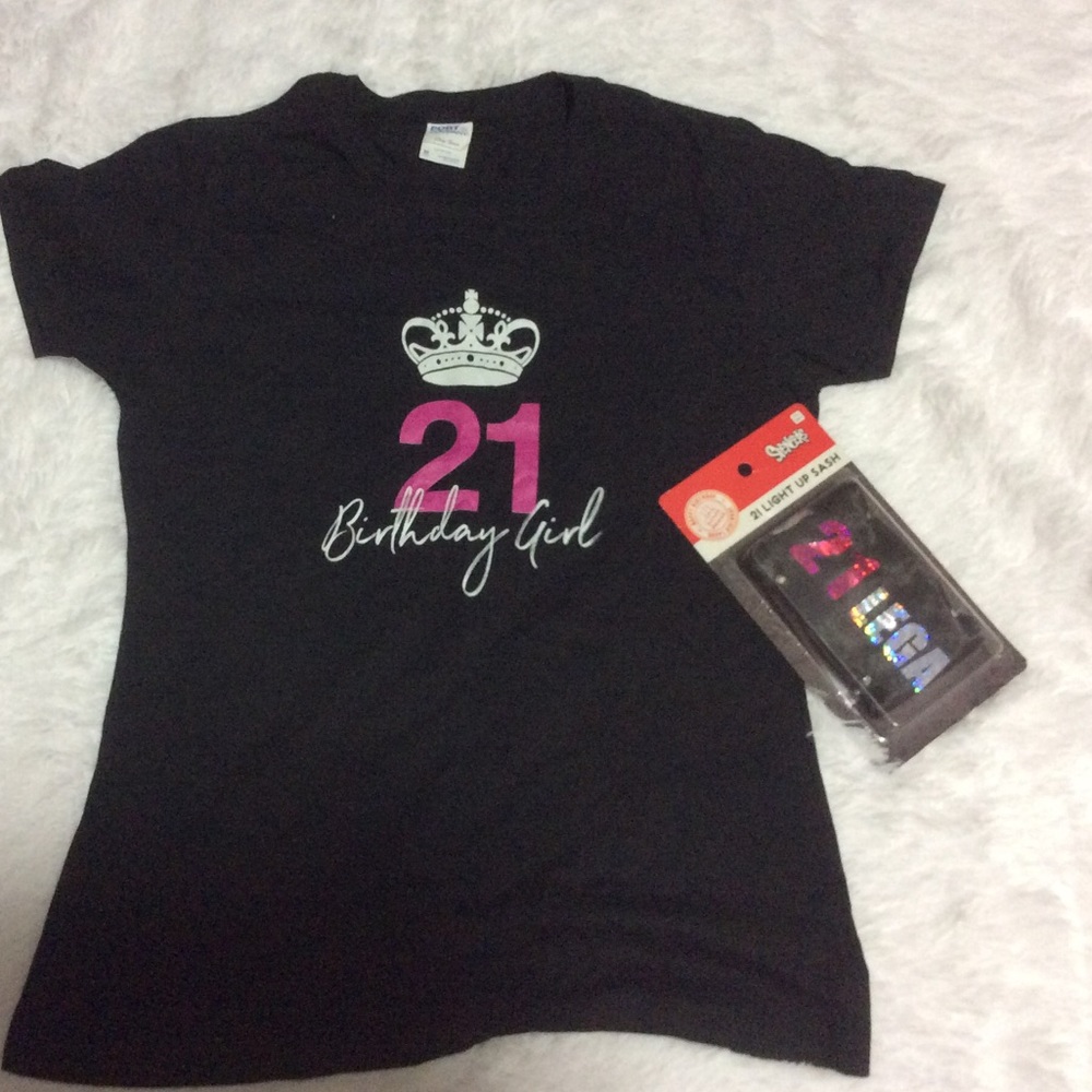 21st. Birthday shirt w/NIB Spencer’s light up sash